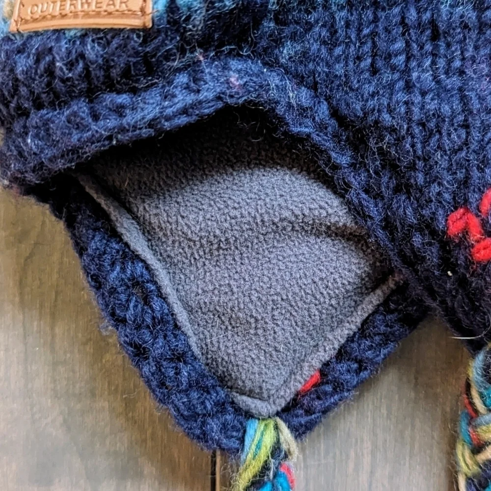 Kyber Outwrwear wool smoking home