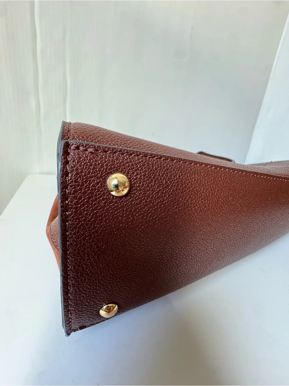Nine West handles hardware