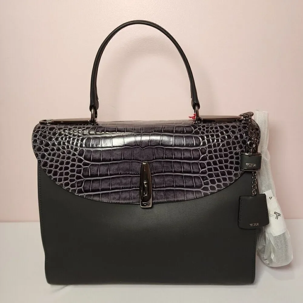 Tumi 14 media flap