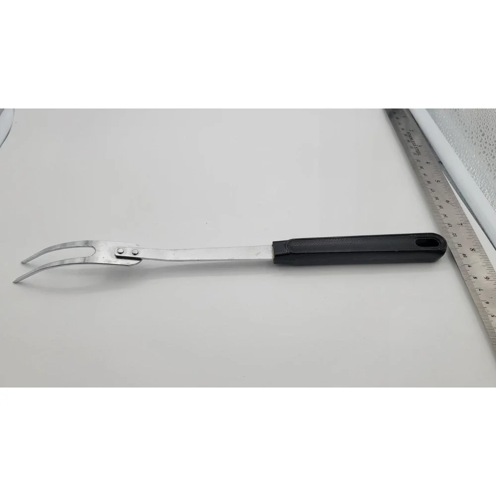 Ekco carving piece have
