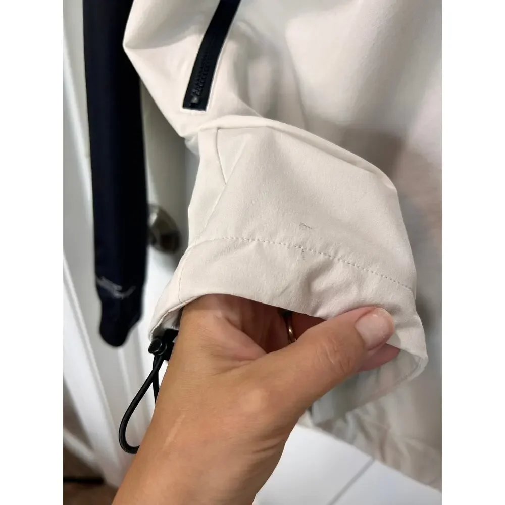 Under Armour gortex closure white