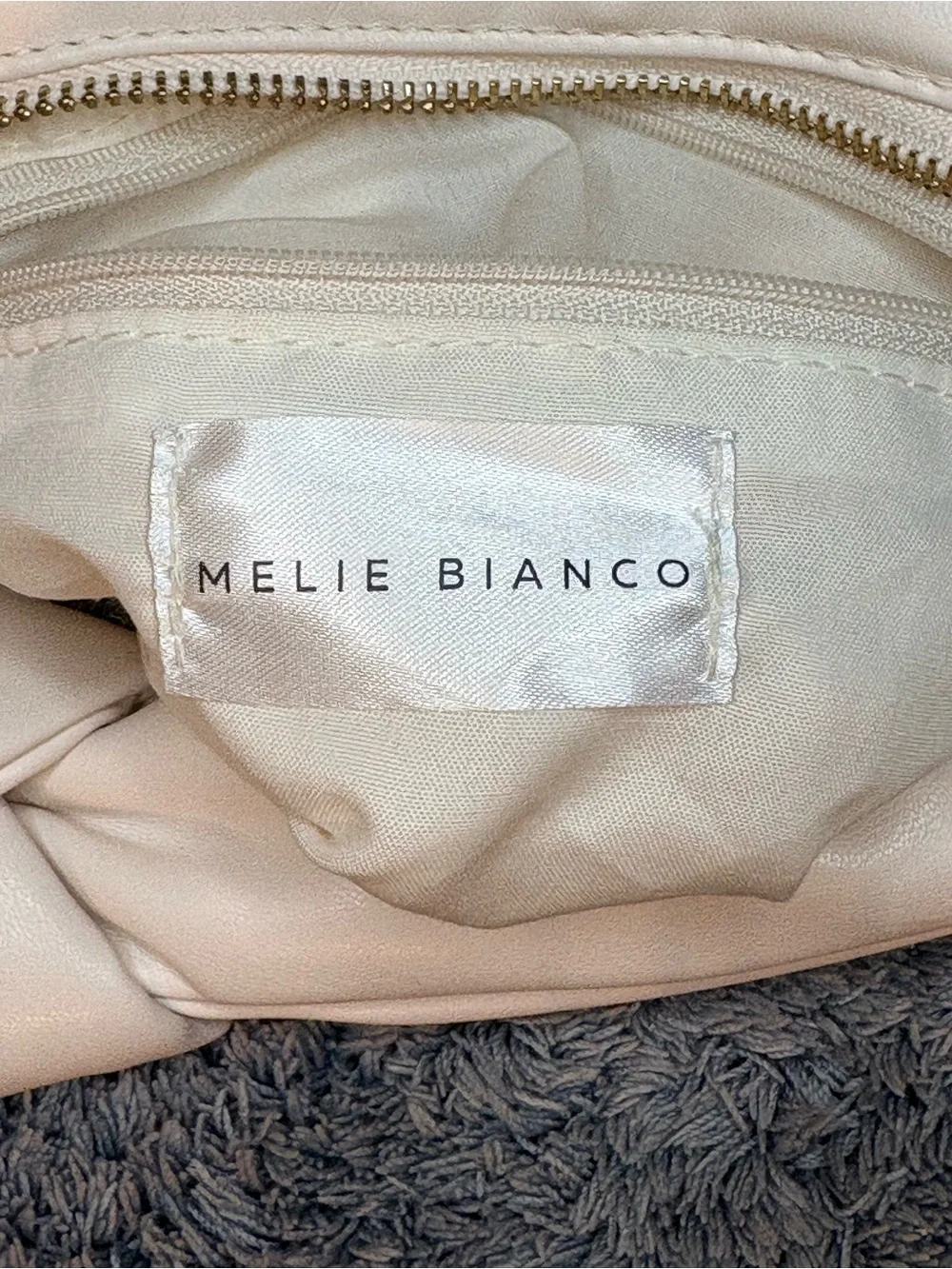 Melie Bianco elegant cream