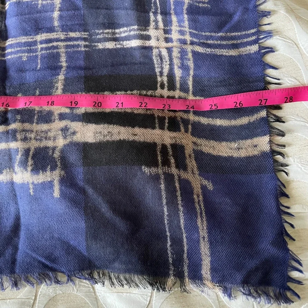 Centex versatile plaid