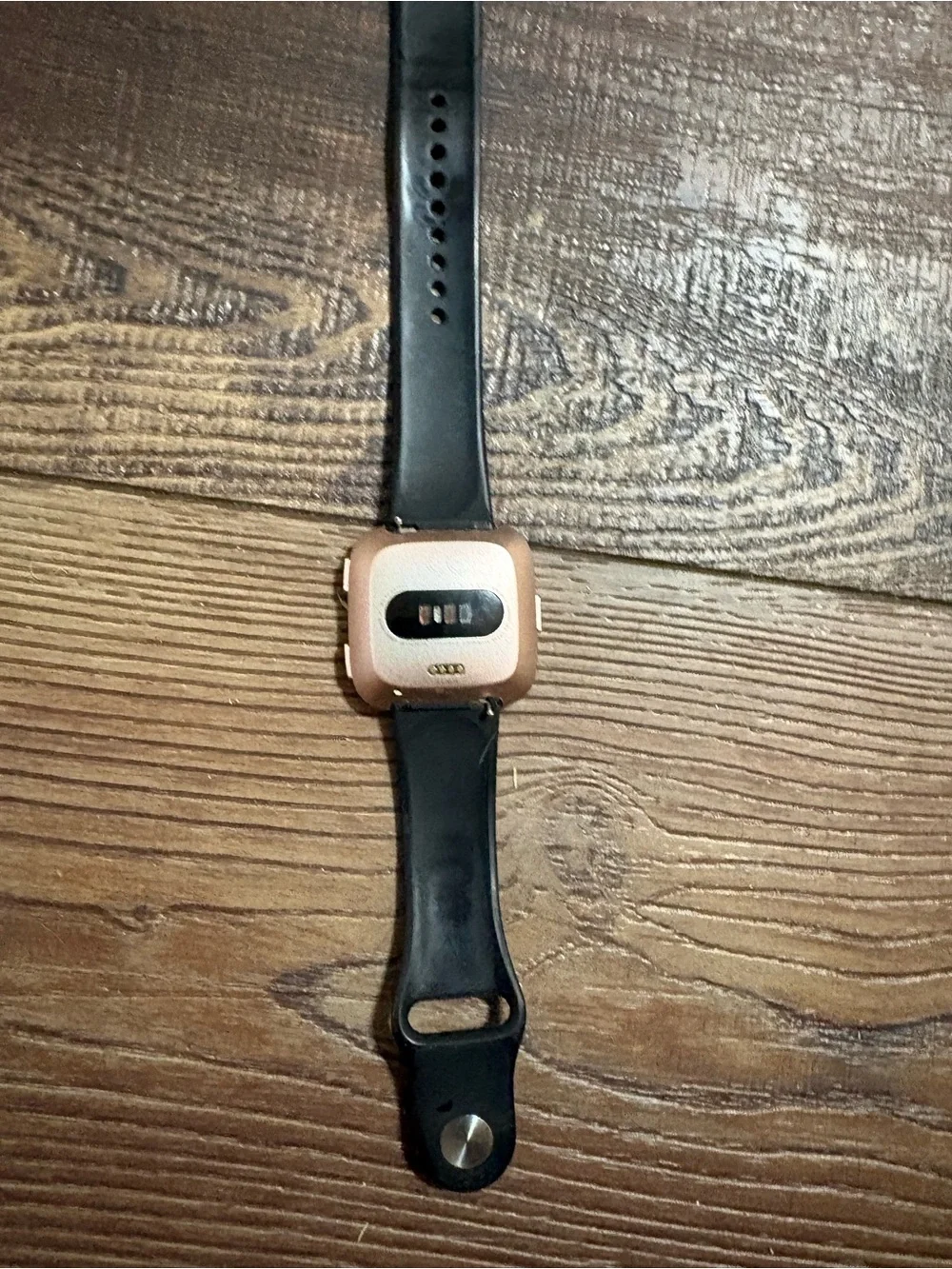 fitbit black smartwatch