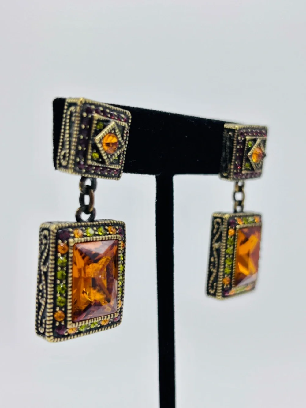 Heidi Daus daus pierced intricate