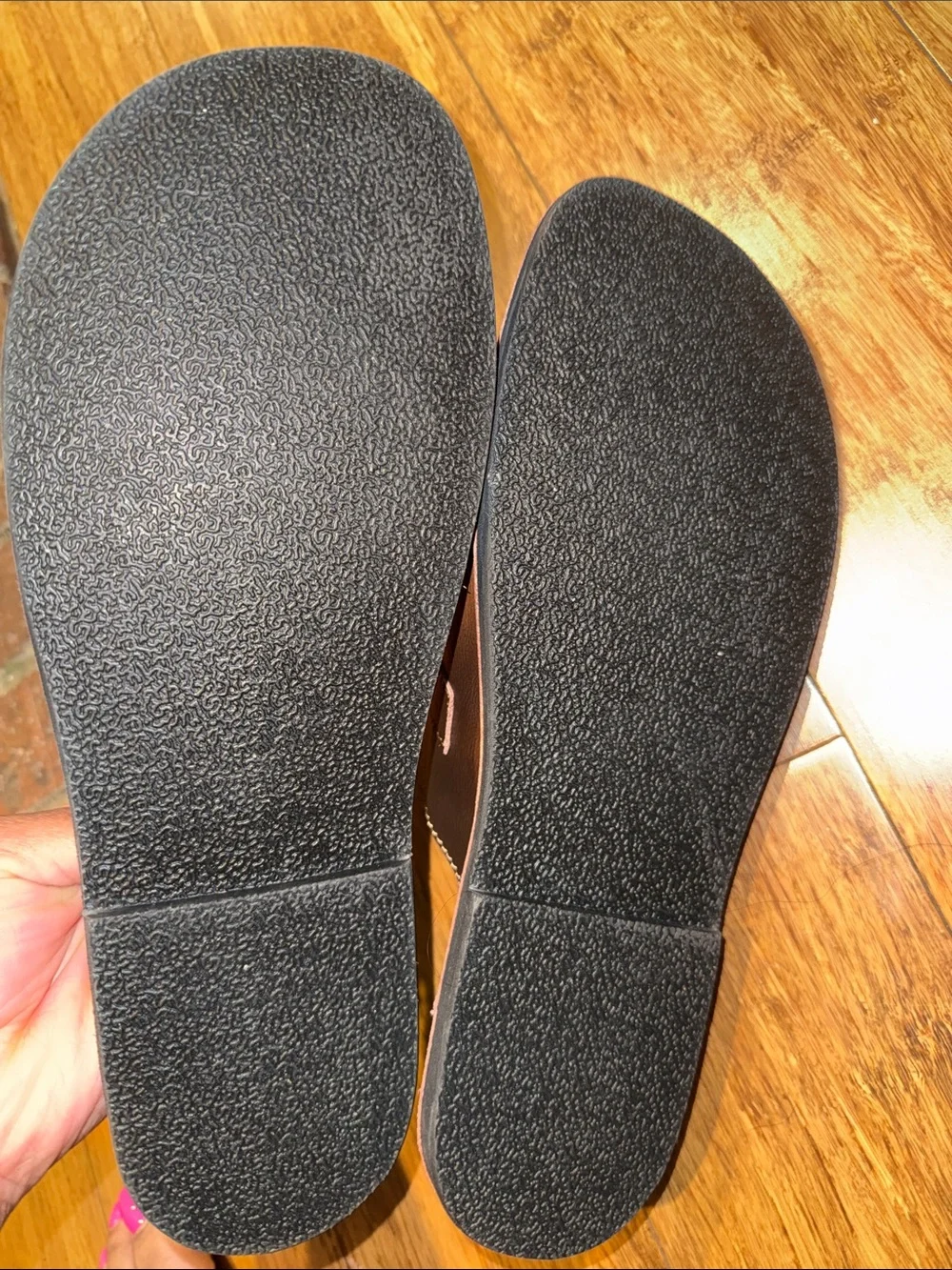 N/A comfortable men