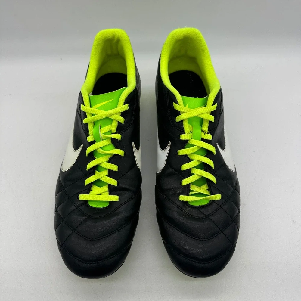 Nike number closure