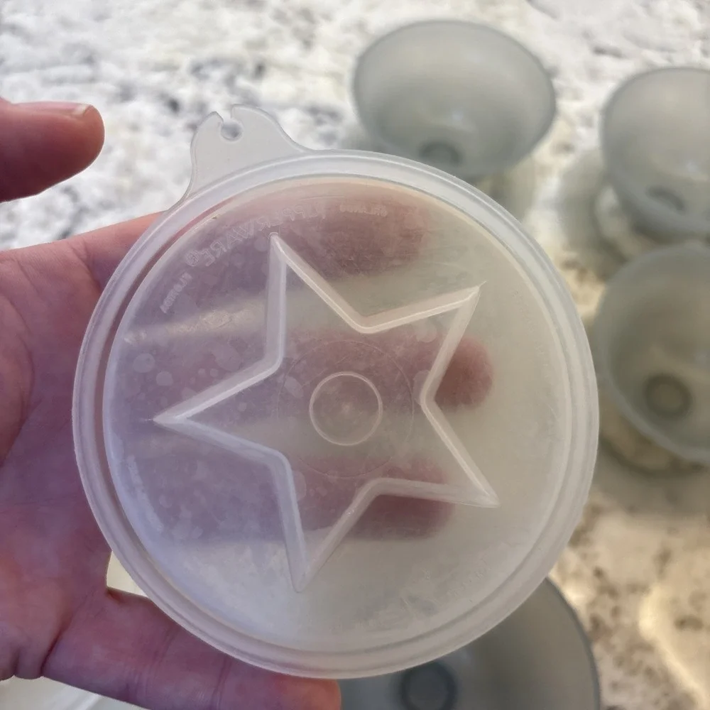 Tupperware one cups