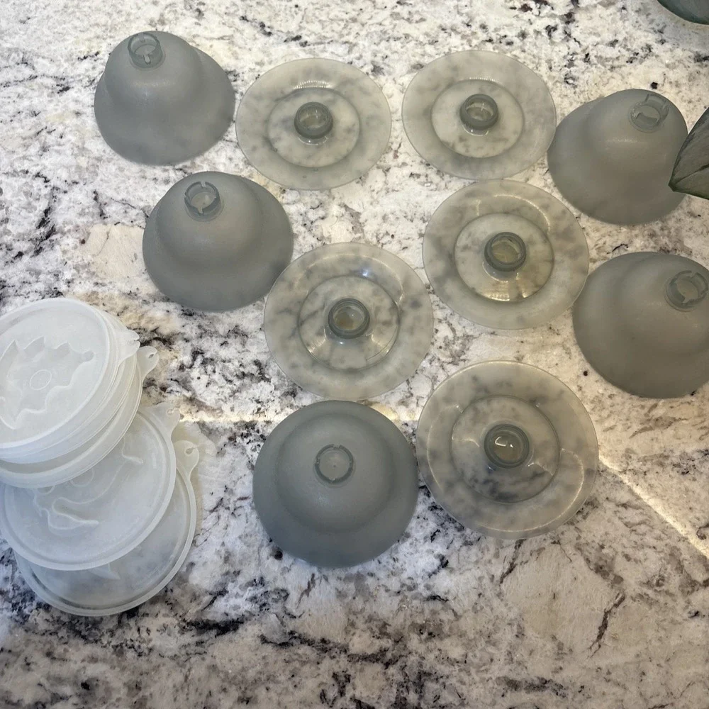 Tupperware one cups