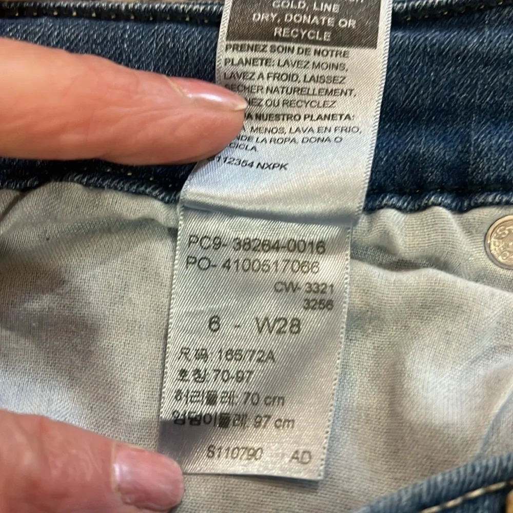 Signature by Levi Strauss denim pairs