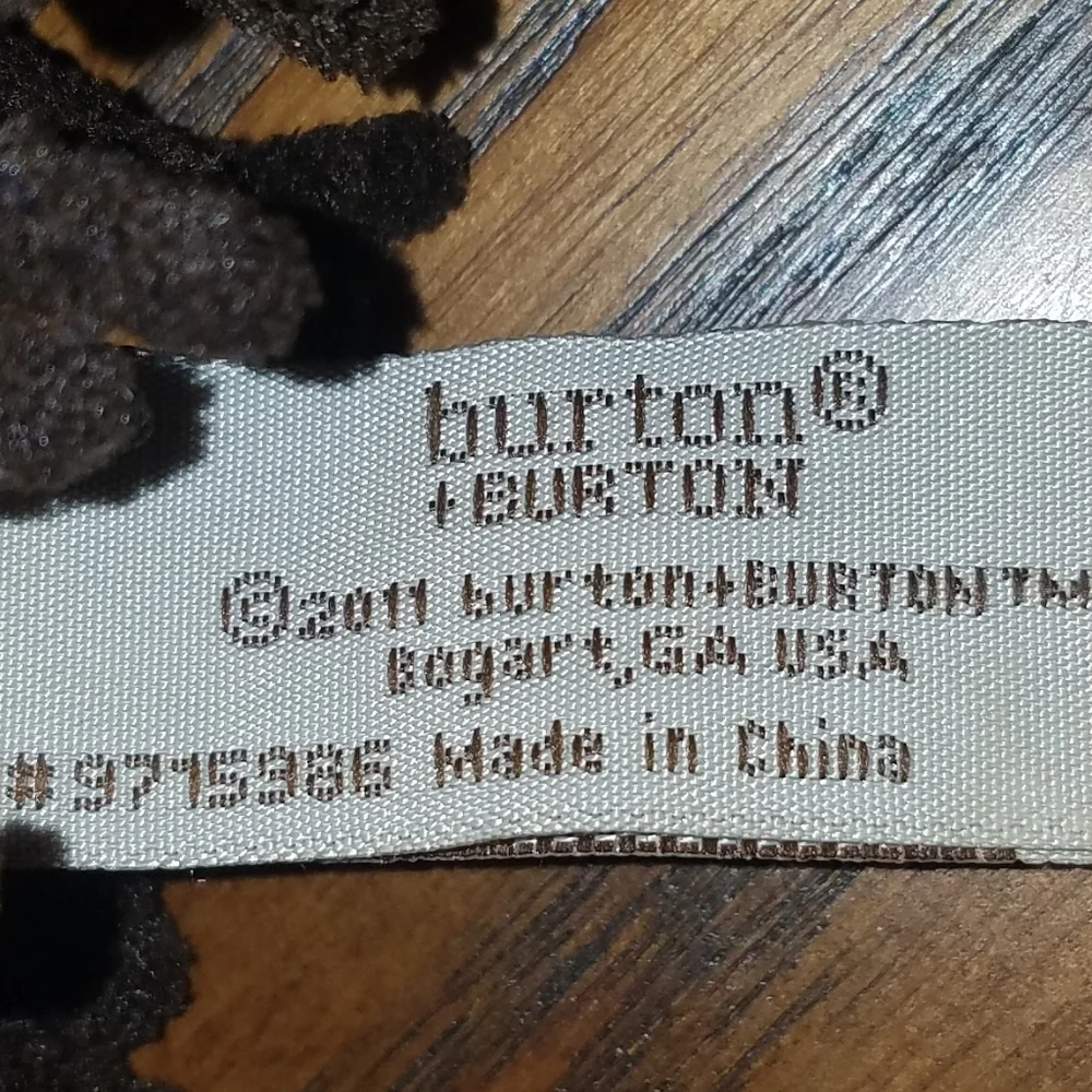 Burton + Burton nwot adorable