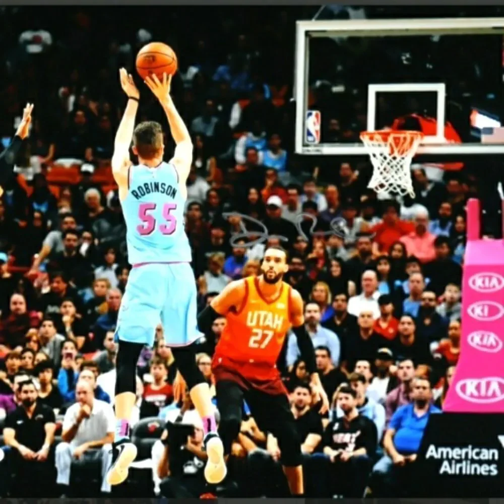 Duncan Robinson Signed Miami Heat 11x14 Photo (JSA)