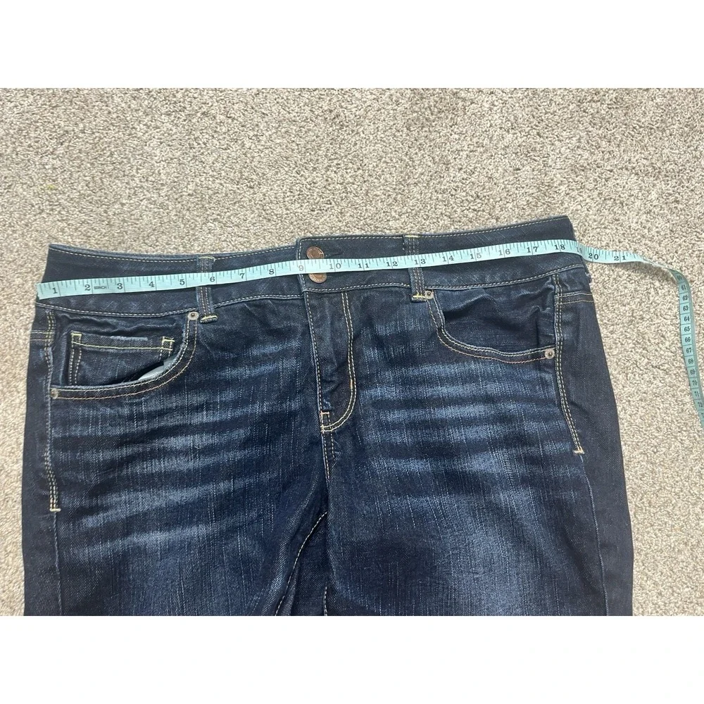 American Eagle Outfitters great preowned