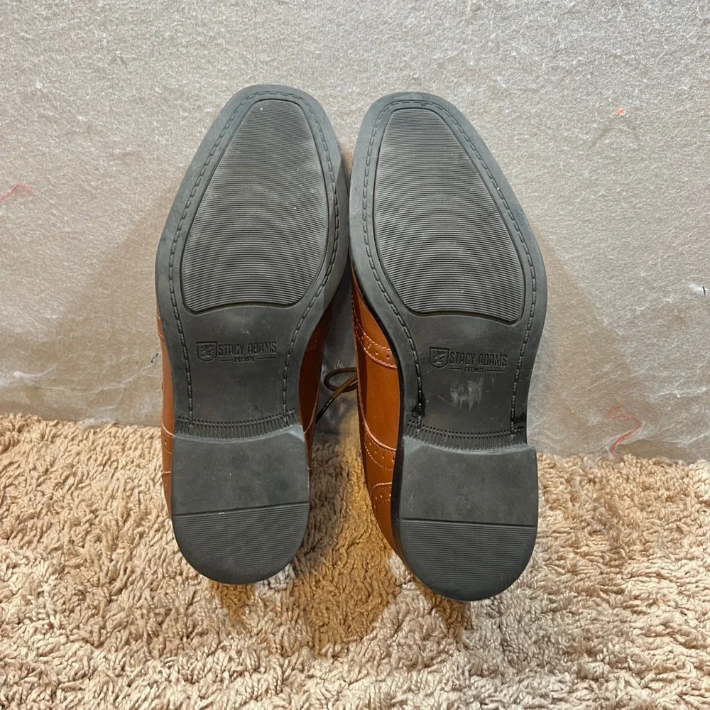 Stacy Adams classic wingtip