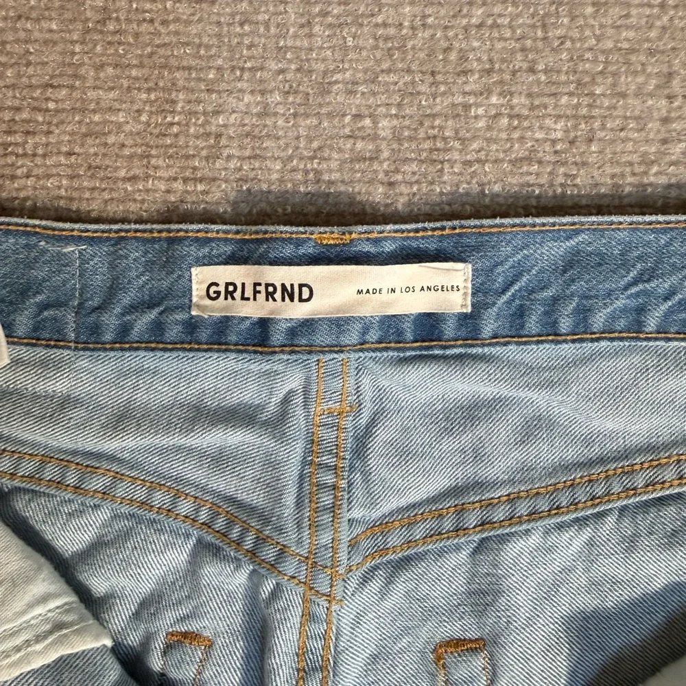 GRLFRND pairs trendy