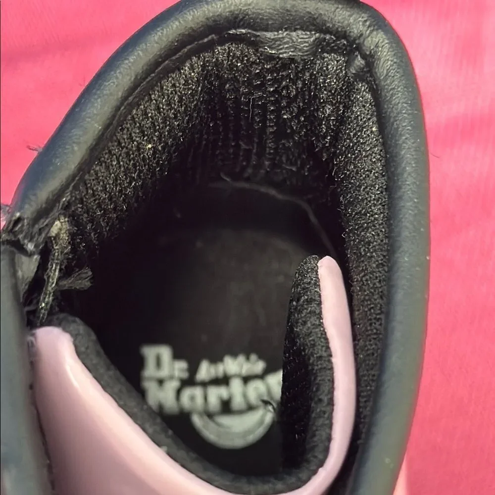 Dr. Martens scuffs laces