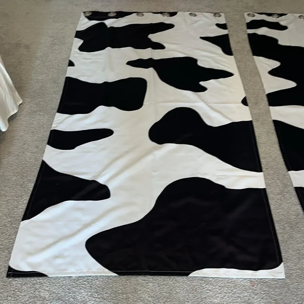 Cow Palace each hang