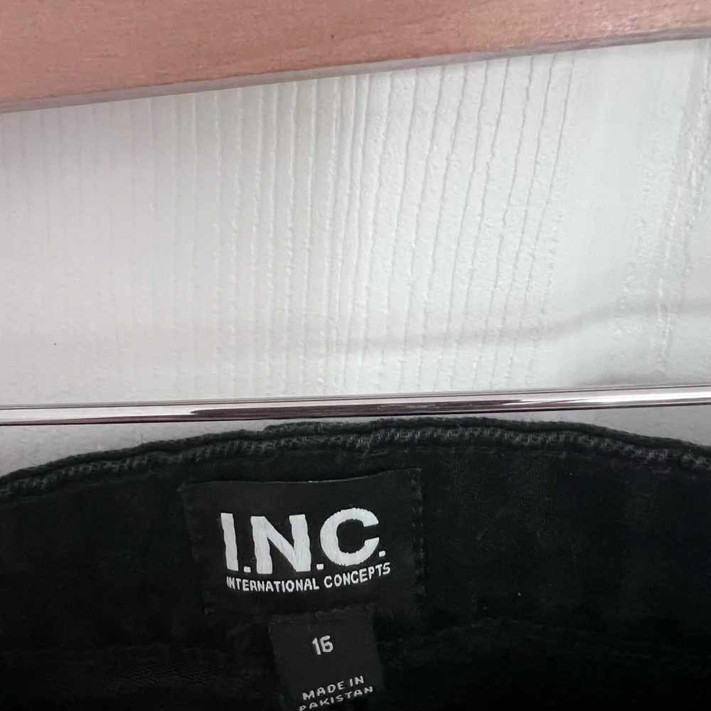 INC International Concepts five concepts