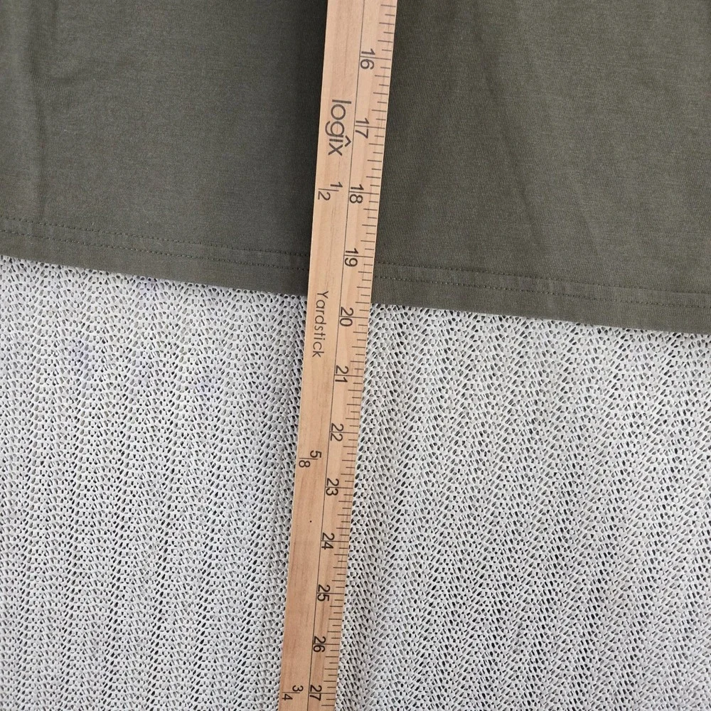 Under Armour size small