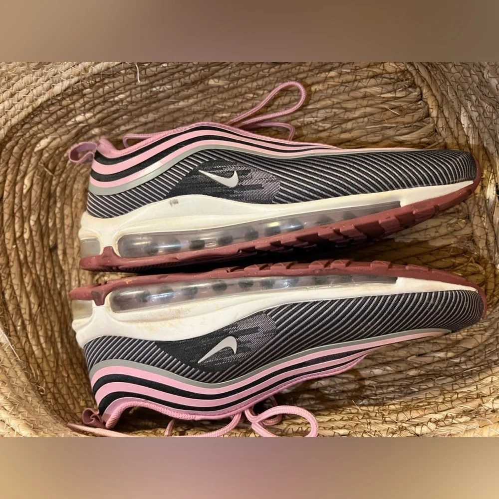 Nike this pair