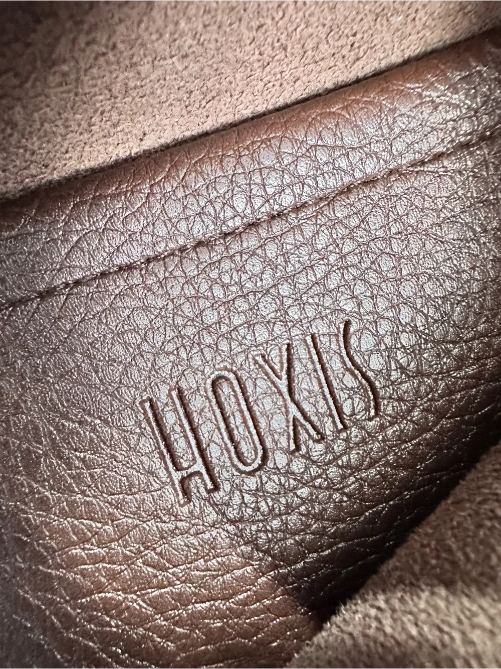 Hoxis office pocket flaws