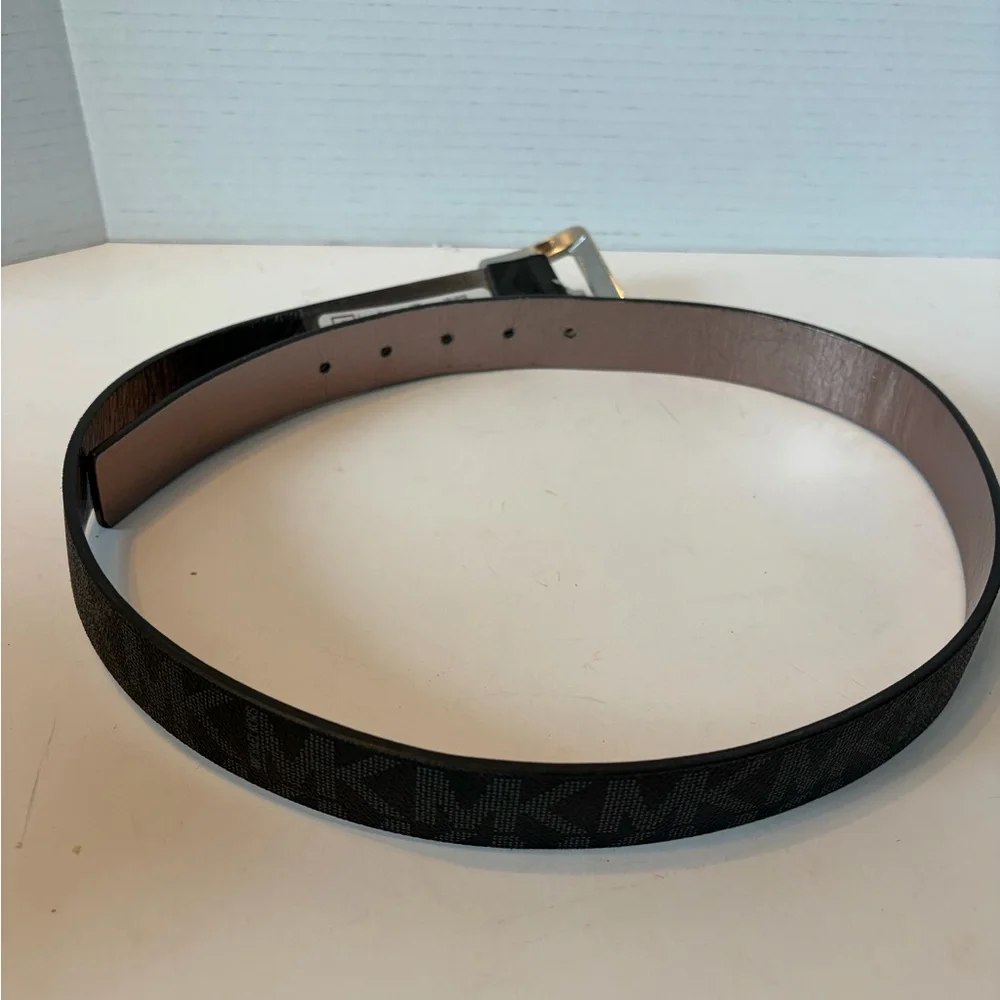 MICHAEL Michael Kors first medium 36”