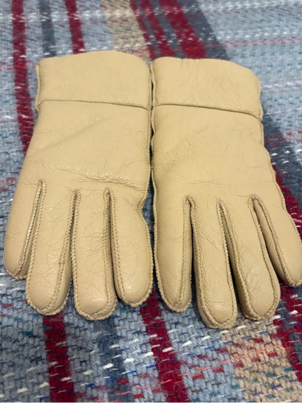 The Unbranded Brand nwot cream