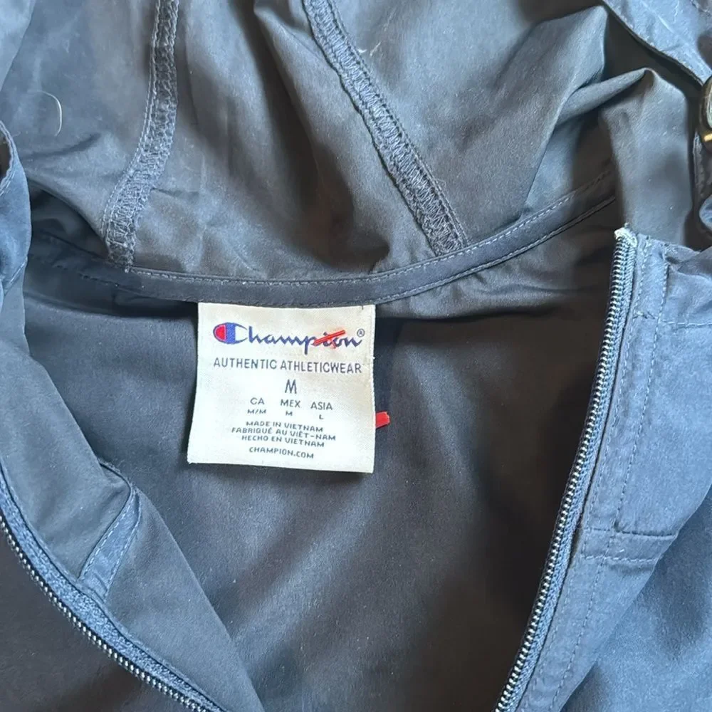 Champion bungee logo stow
