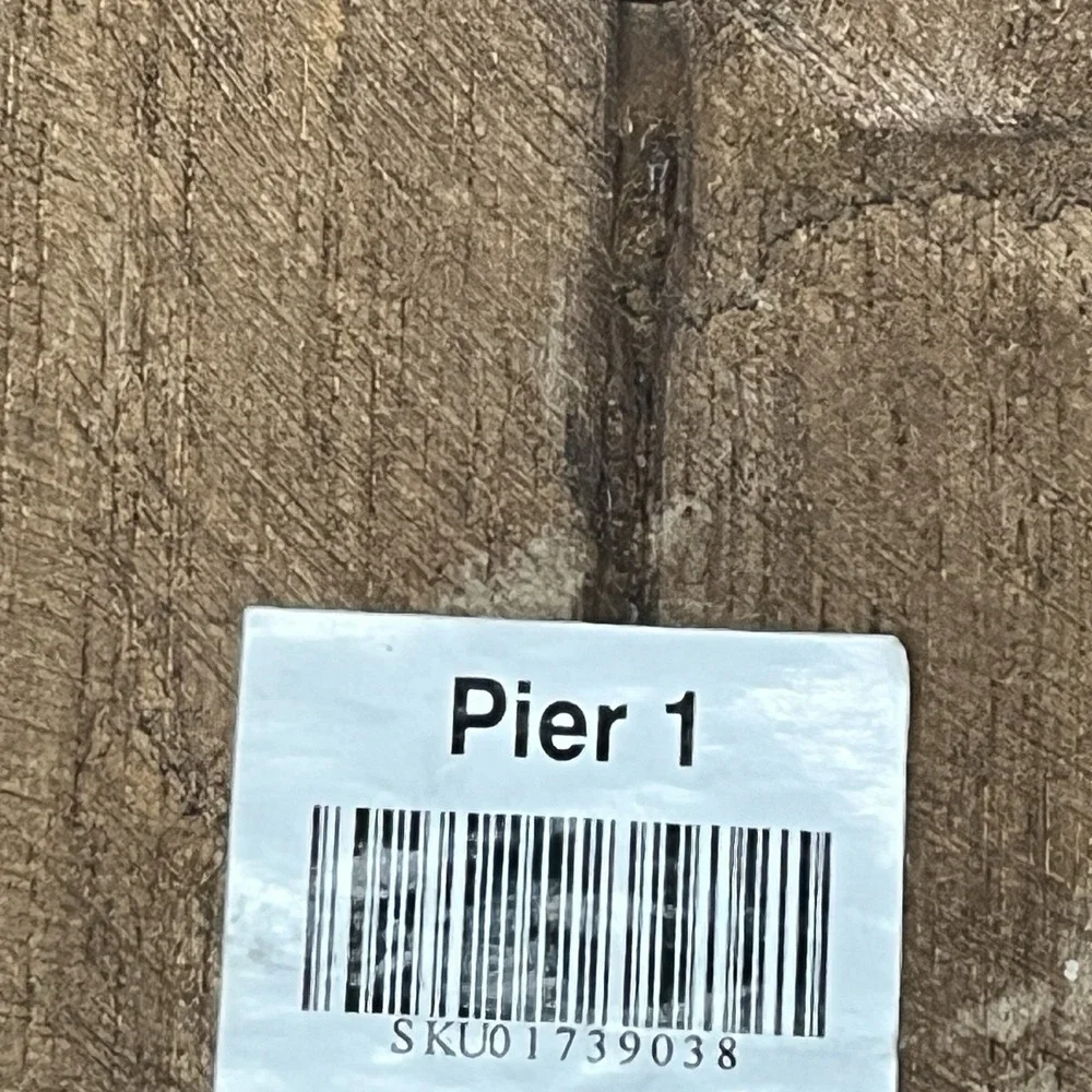 Pier 1 pier solid