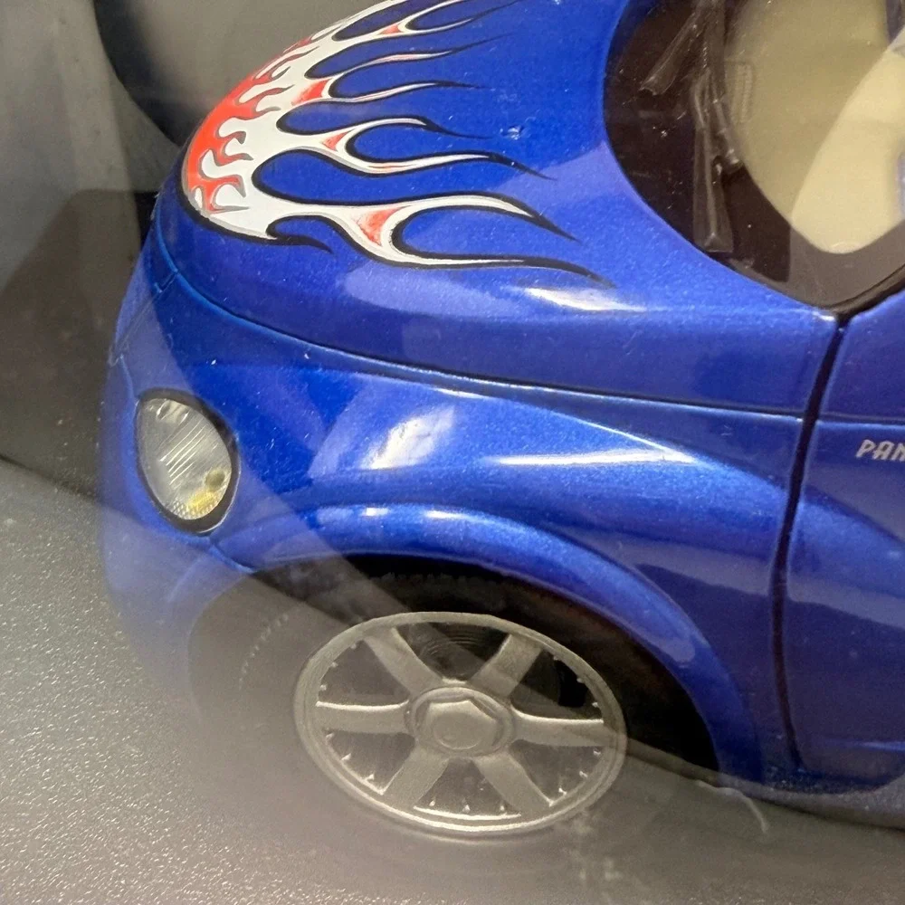 Hot Wheels 100% hot