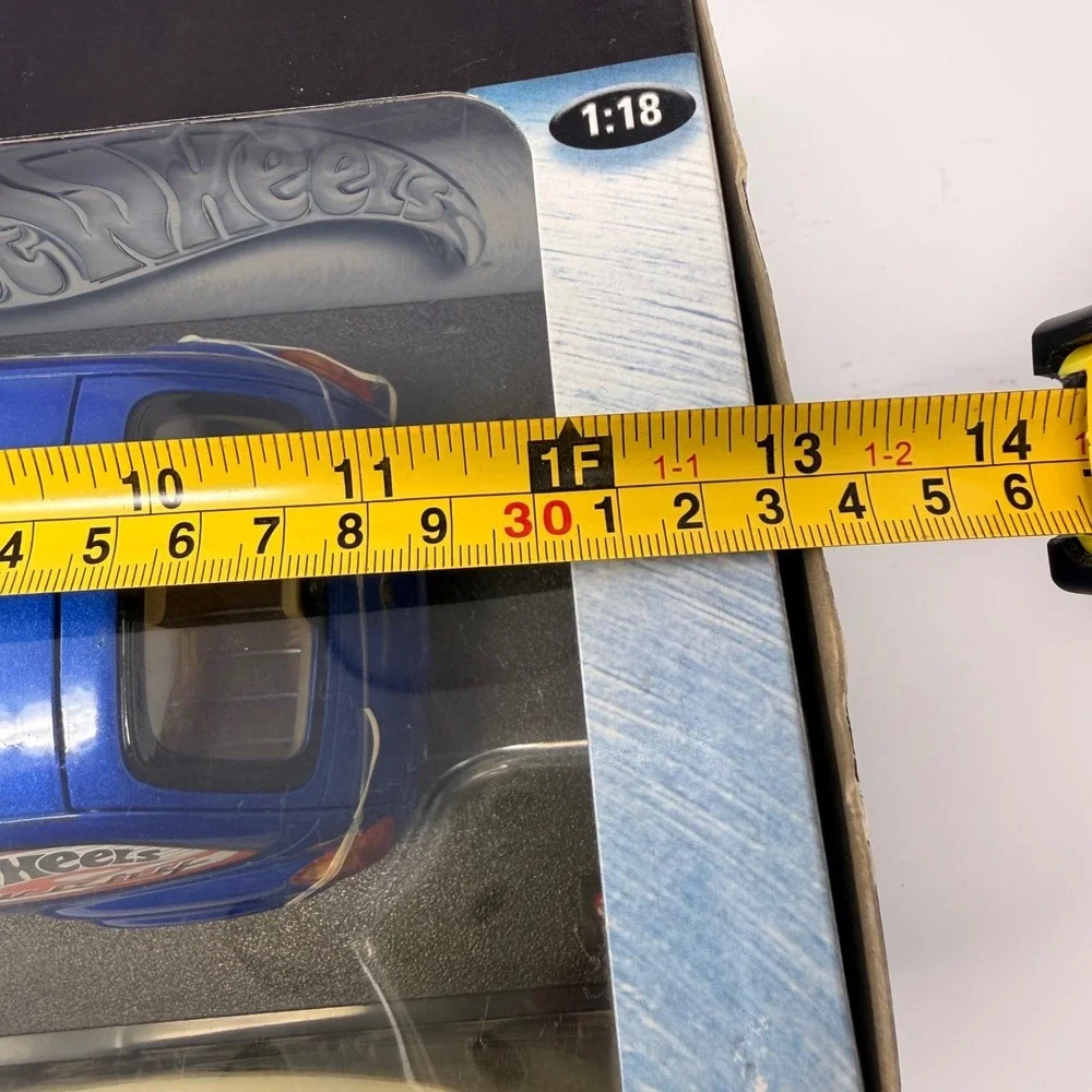 Hot Wheels 100% hot