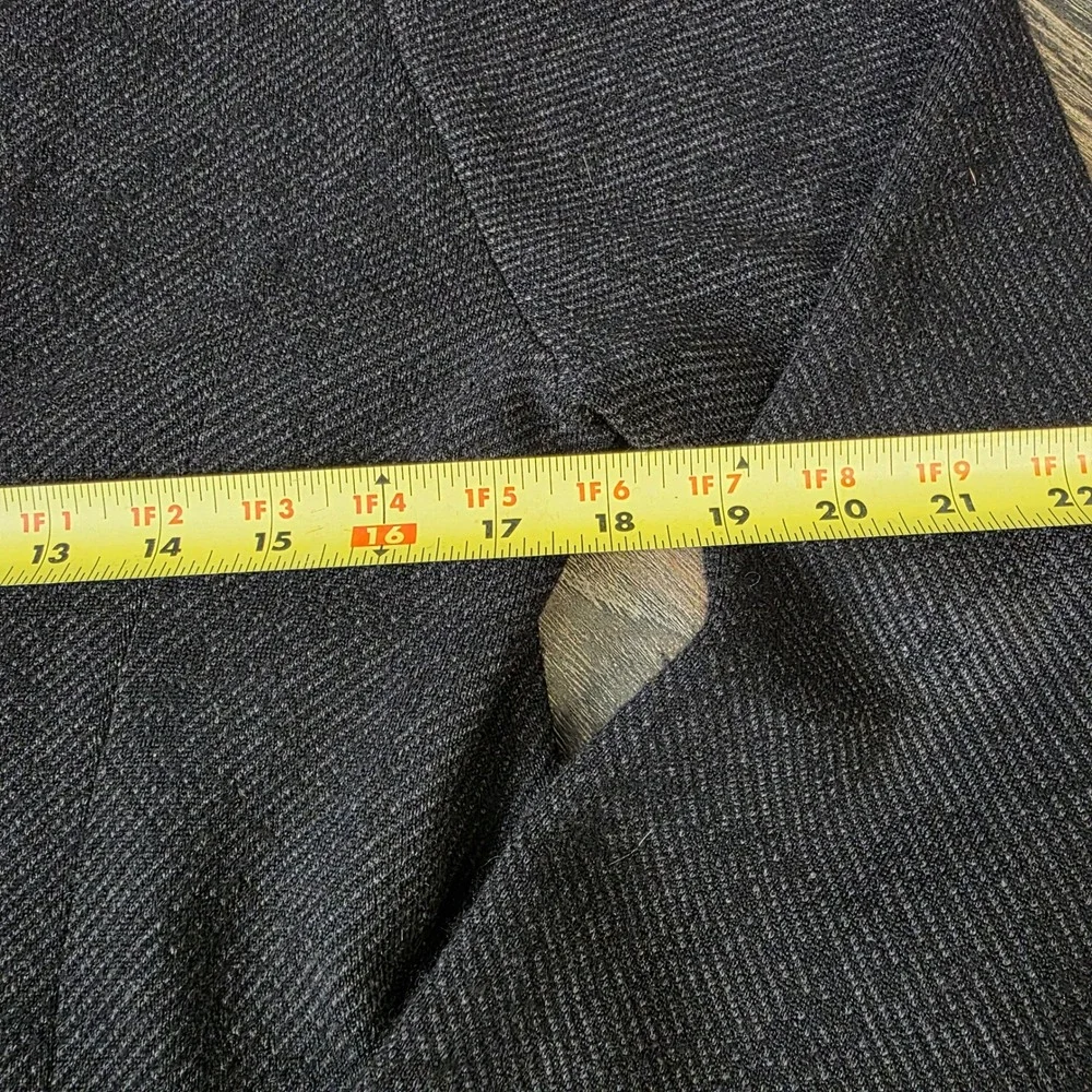 Eileen Fisher eileen offers subtle