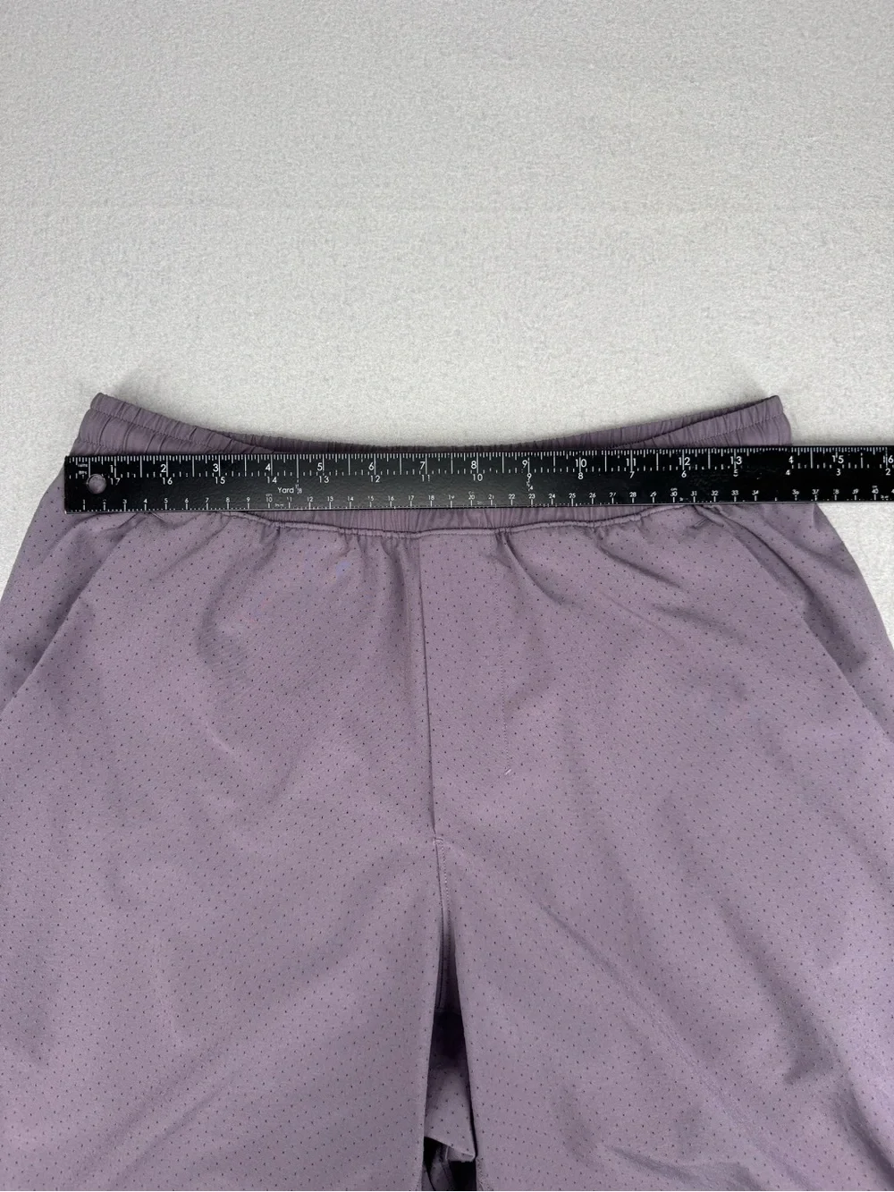 lululemon athletica lightweight shorts