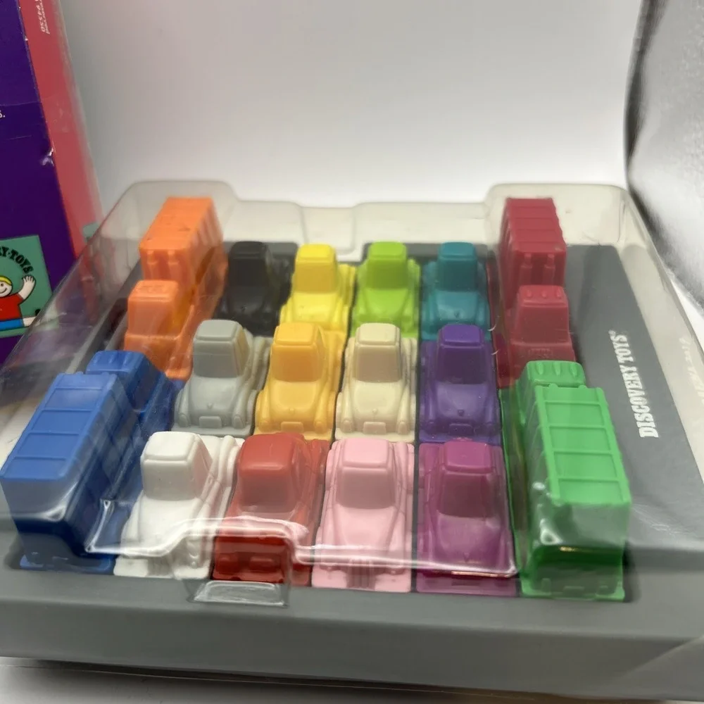 Discovery Toys set includes china