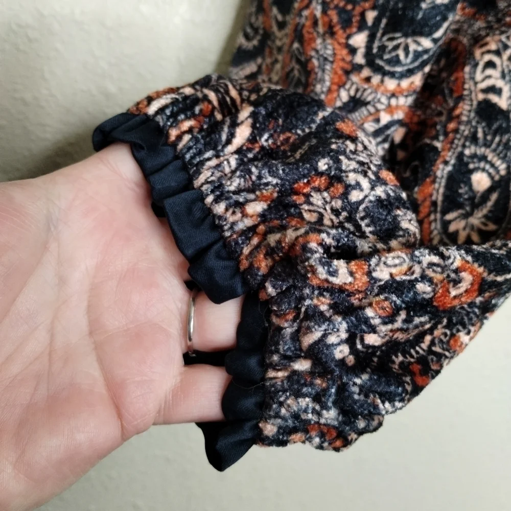 Free People ruffled scoop