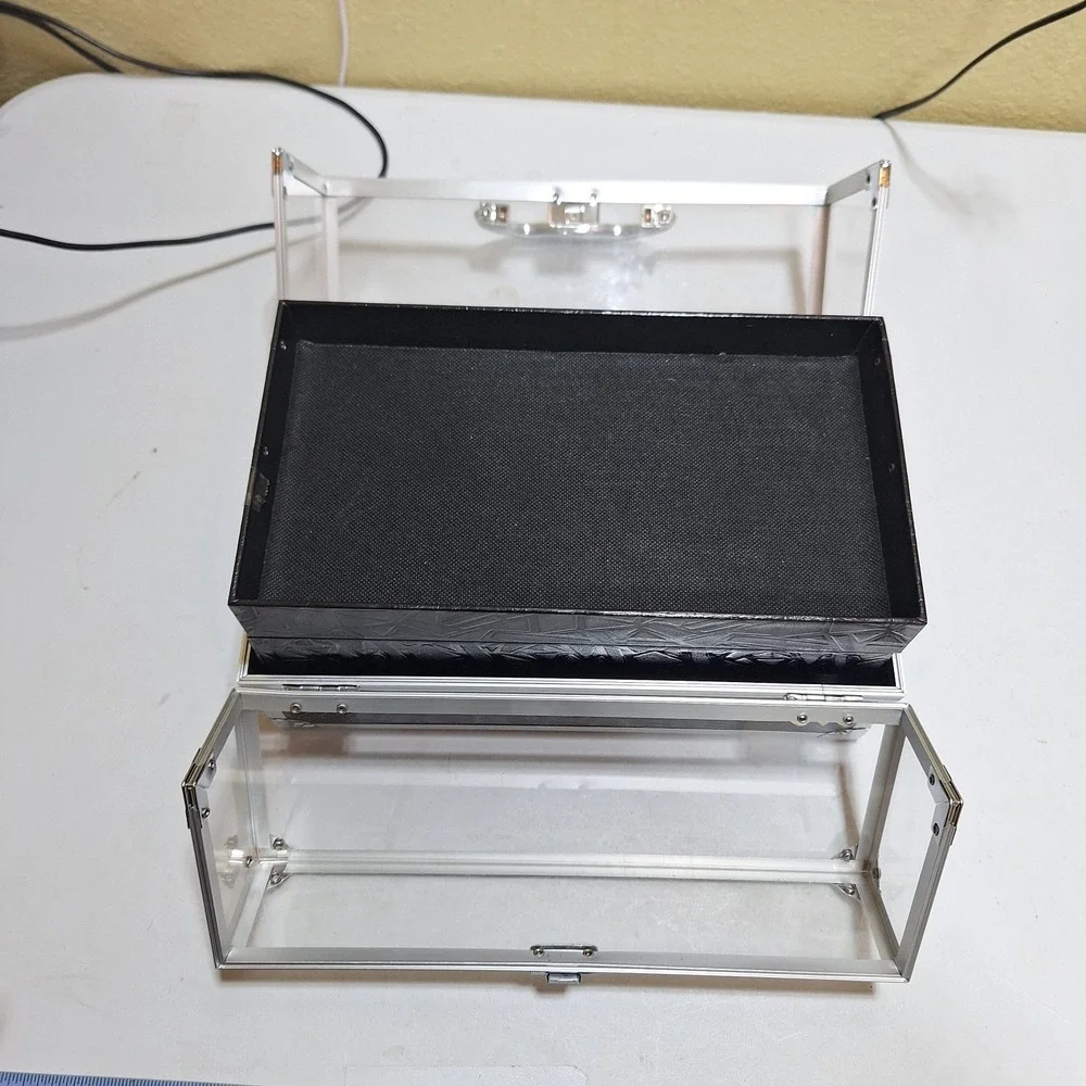 The Unbranded Brand vanity width supplies