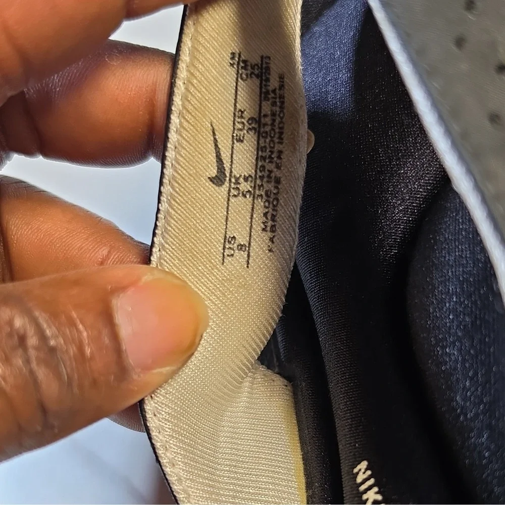 Nike sole cushioned