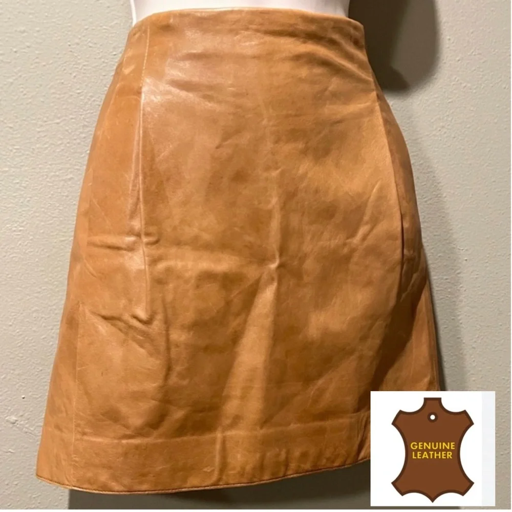 Vince Leather Skirt, pockets, size 2