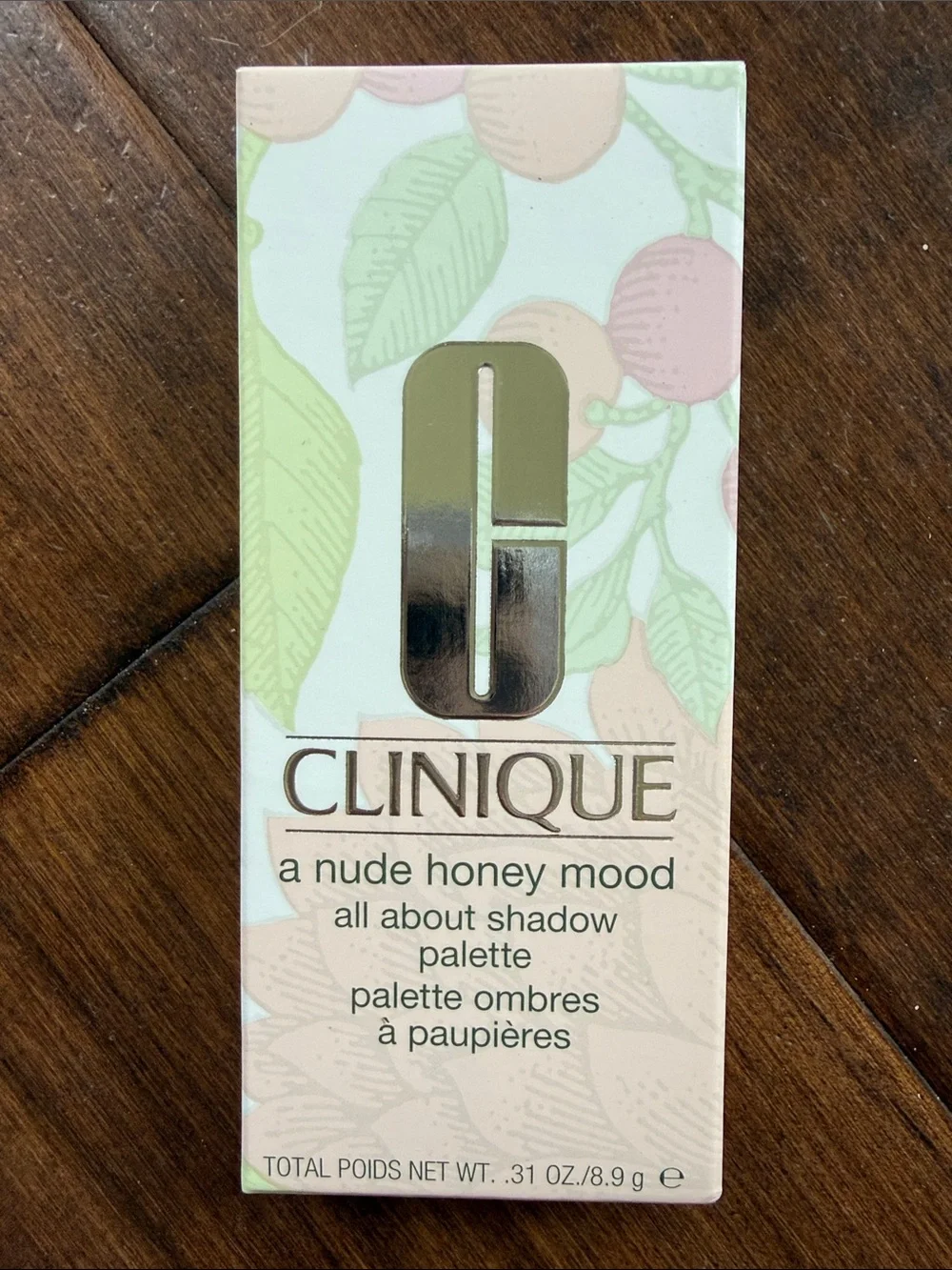 Clinique comment leave below