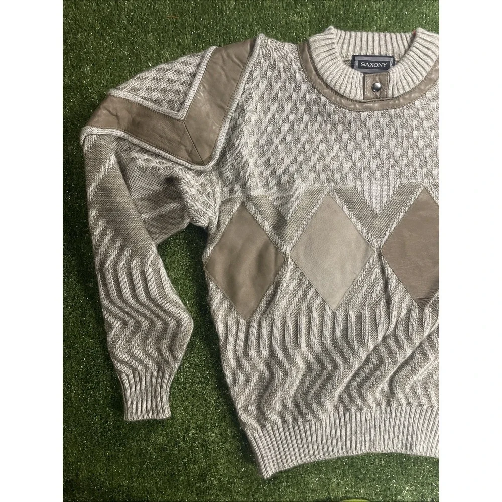 Saxony thick textured