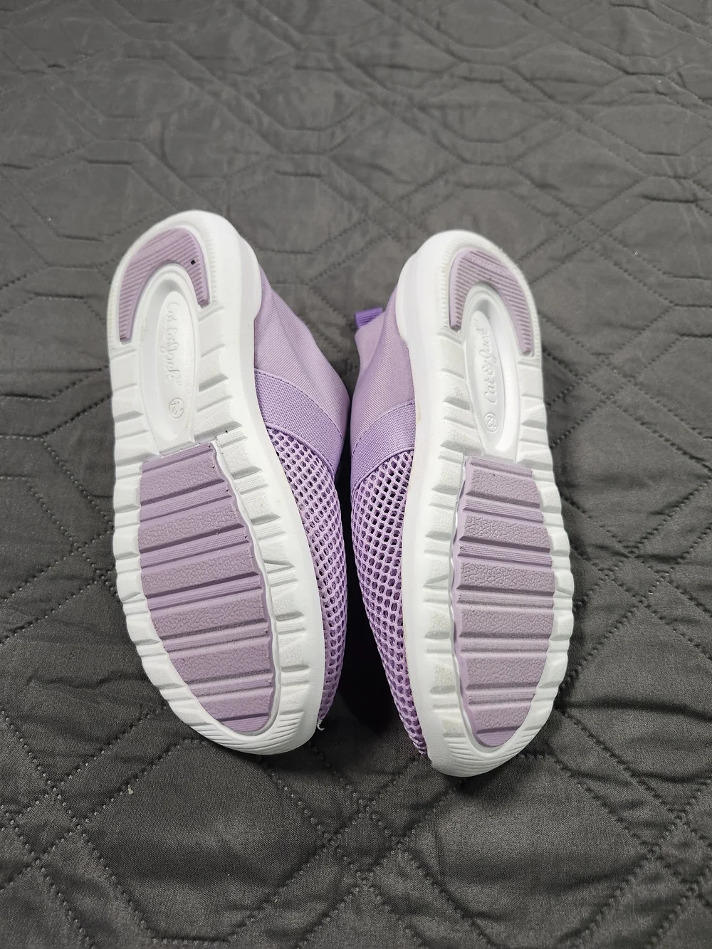 Cat & Jack comfortable lavender