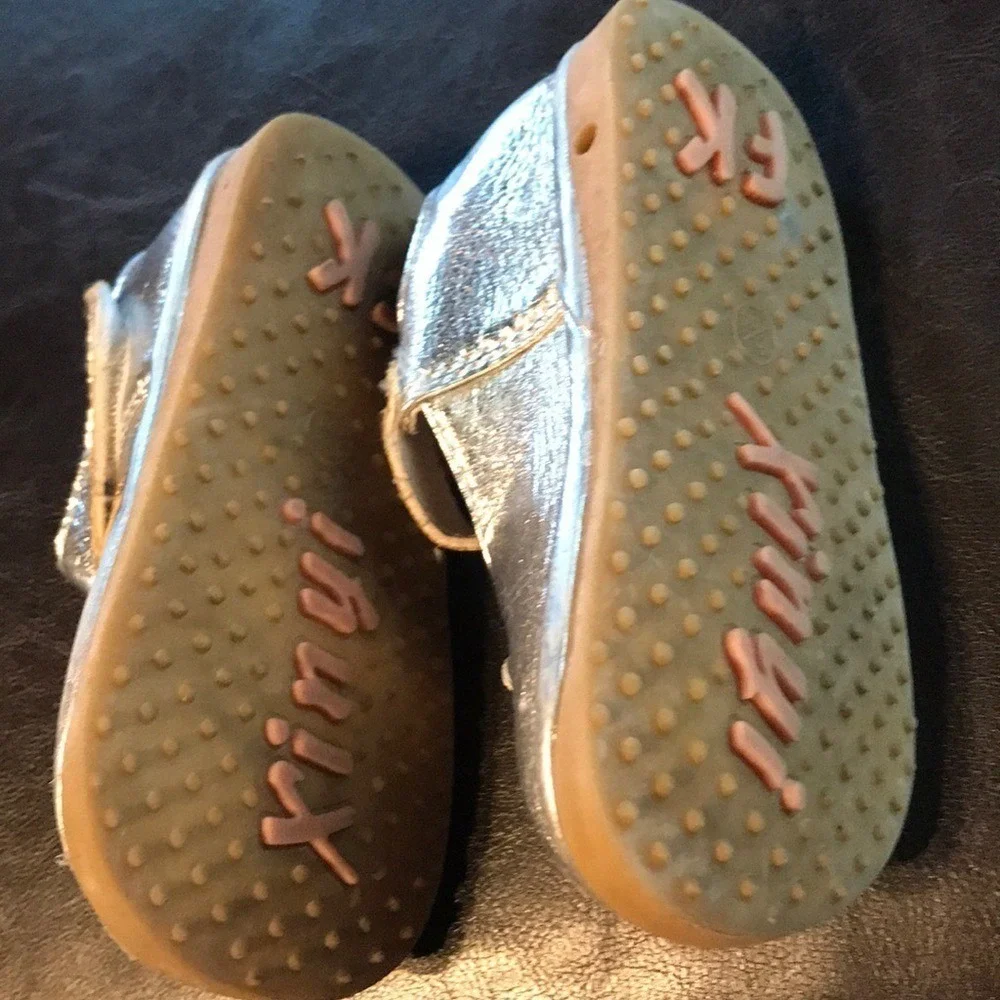 Tinyi silver metallic