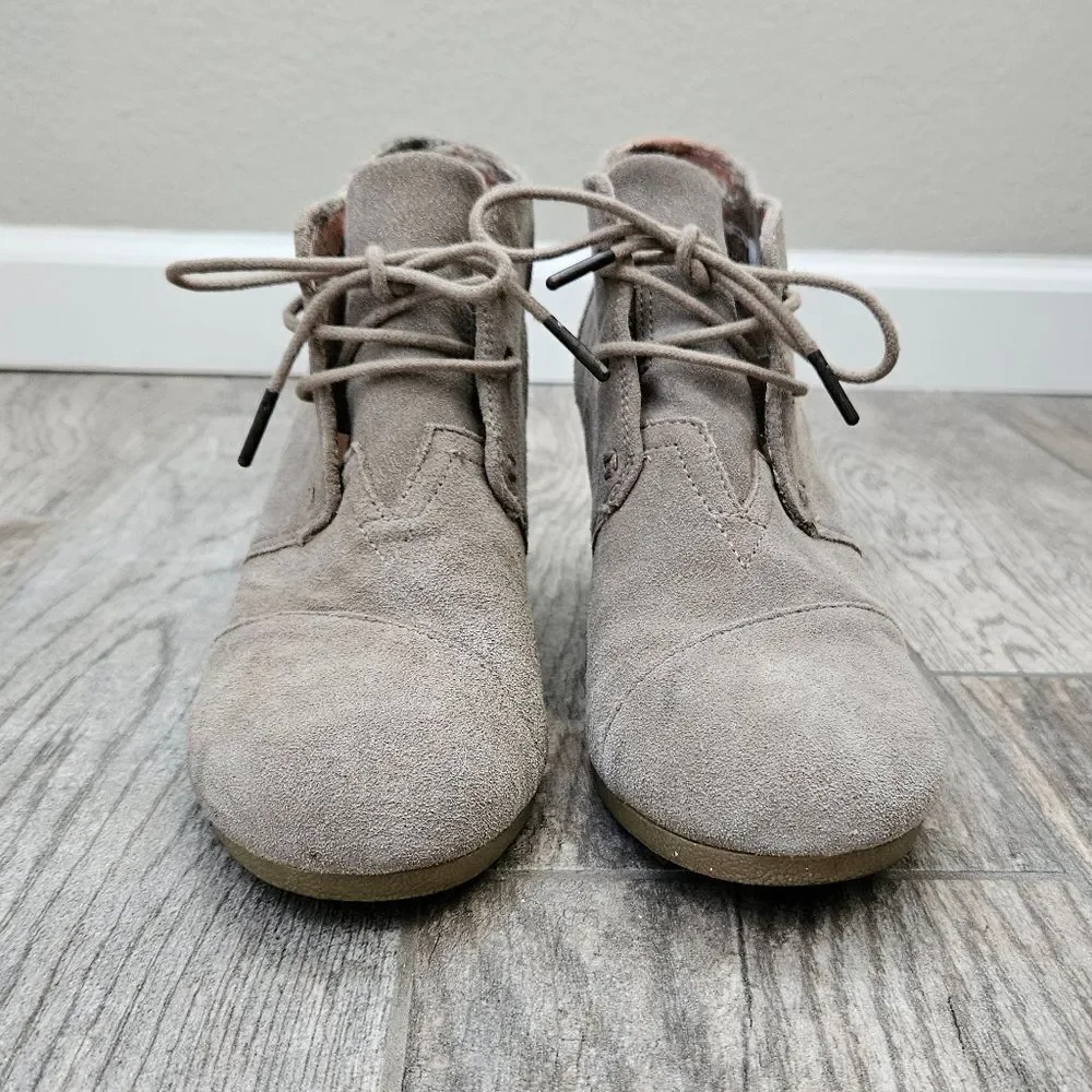 Toms kala wedge