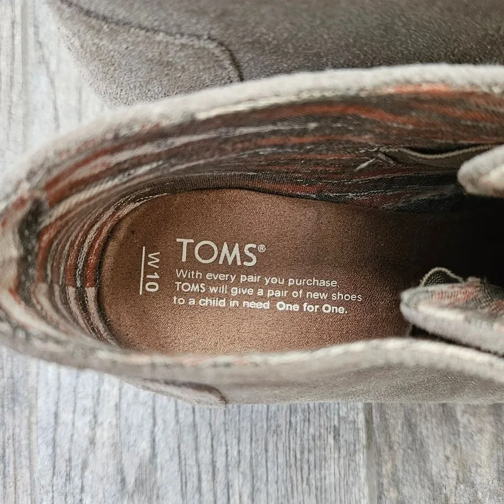 Toms kala wedge