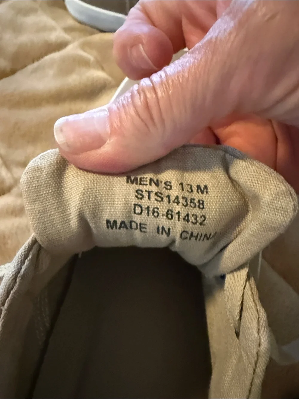 Sperry everyday casual silhouette