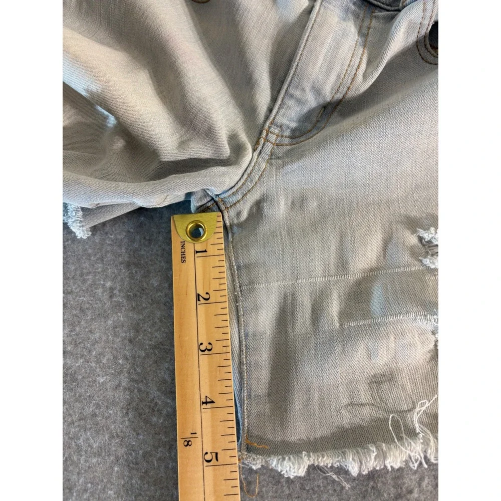 American Eagle Outfitters distressing items