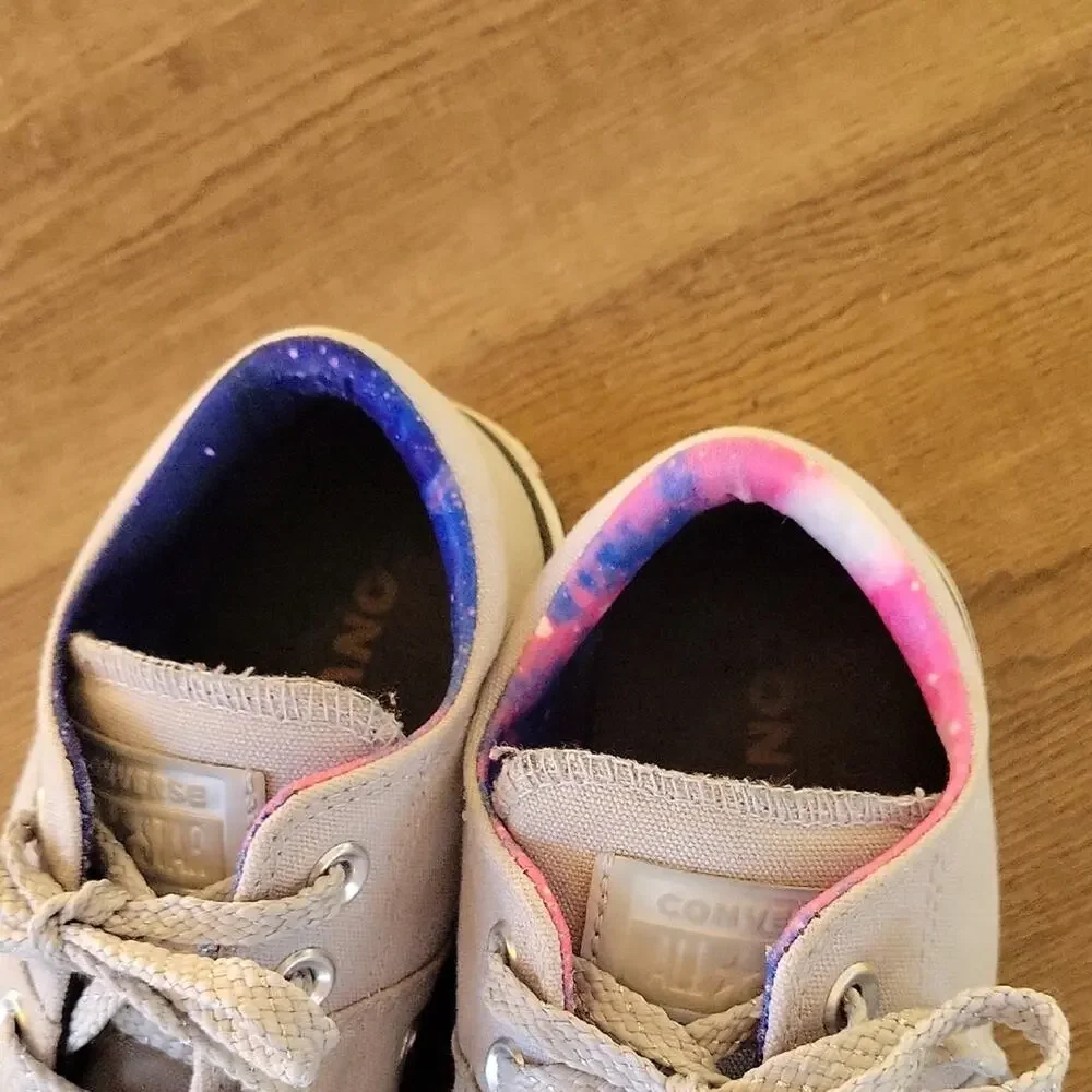 Converse photos area preowned