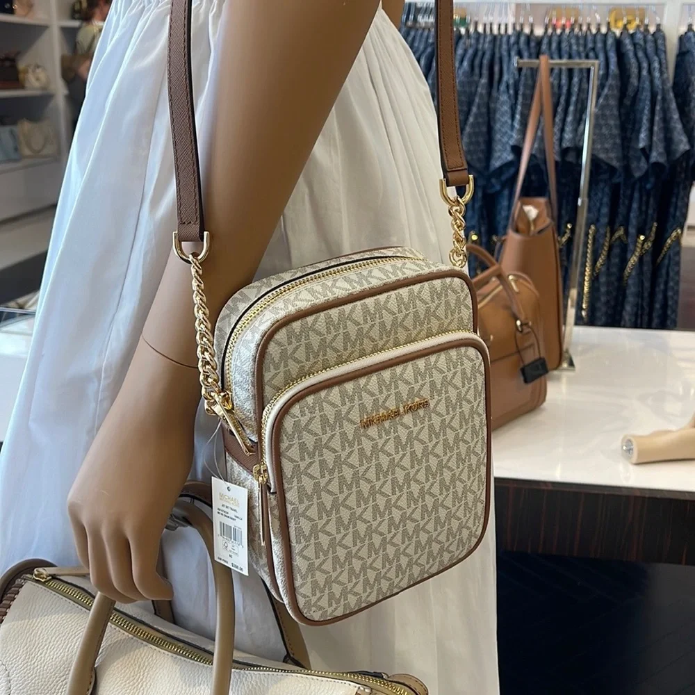 Michael Kors 6% interior polyester
