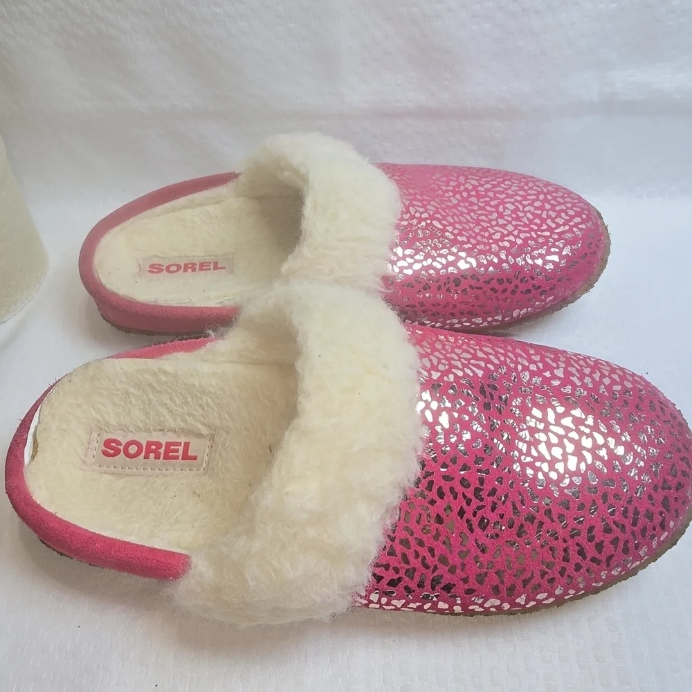 Sorel stylish pink