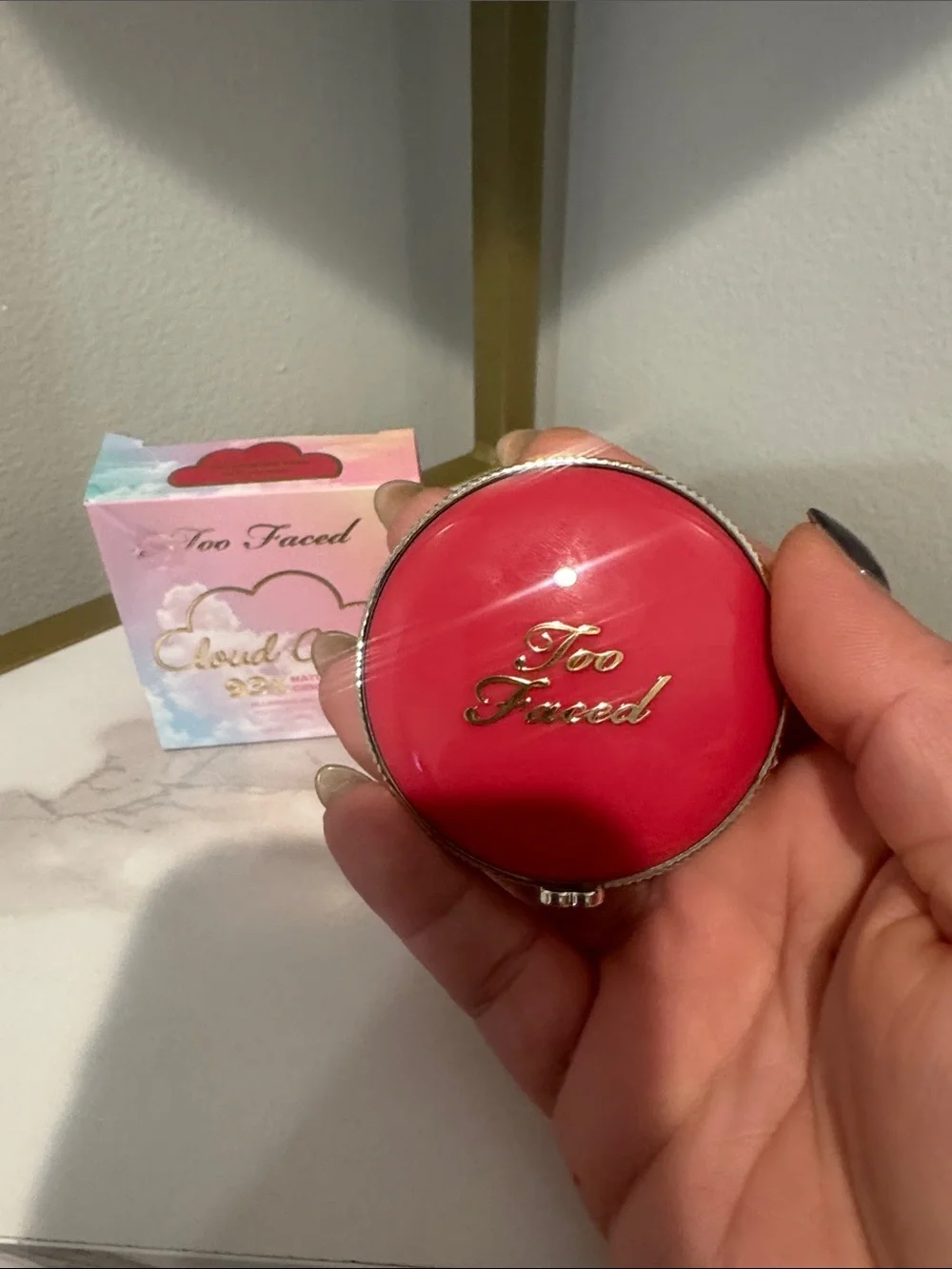 Too Faced airy blurring give